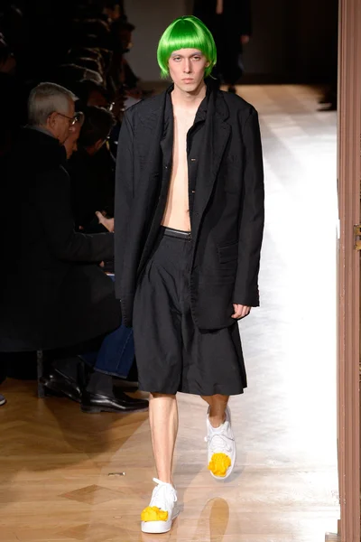 Look 38